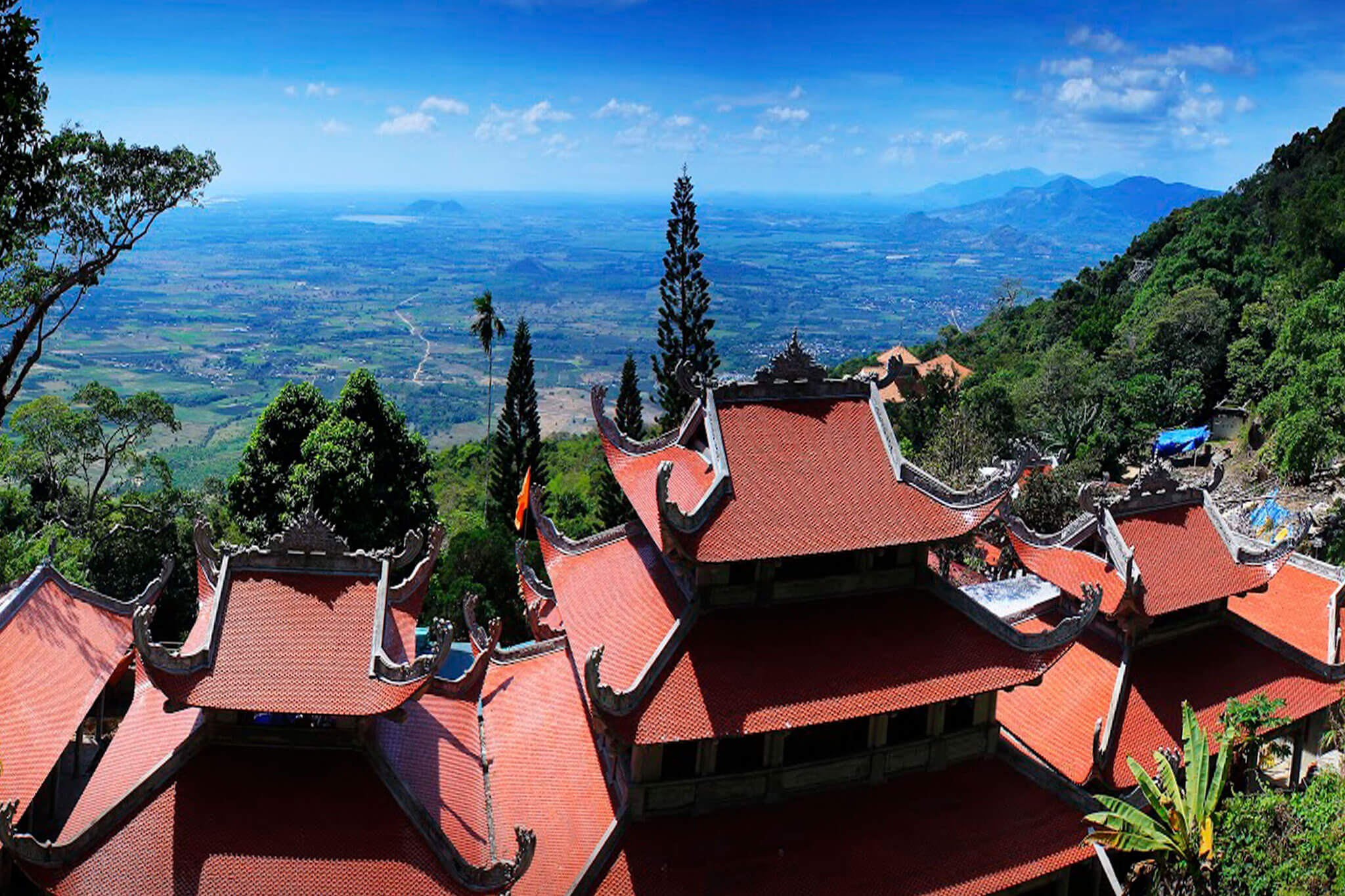 Điểm tham quan và Tour du lịch 2 Pandanus Resort Pandanus Resort Ta Cu Mountain Excursion