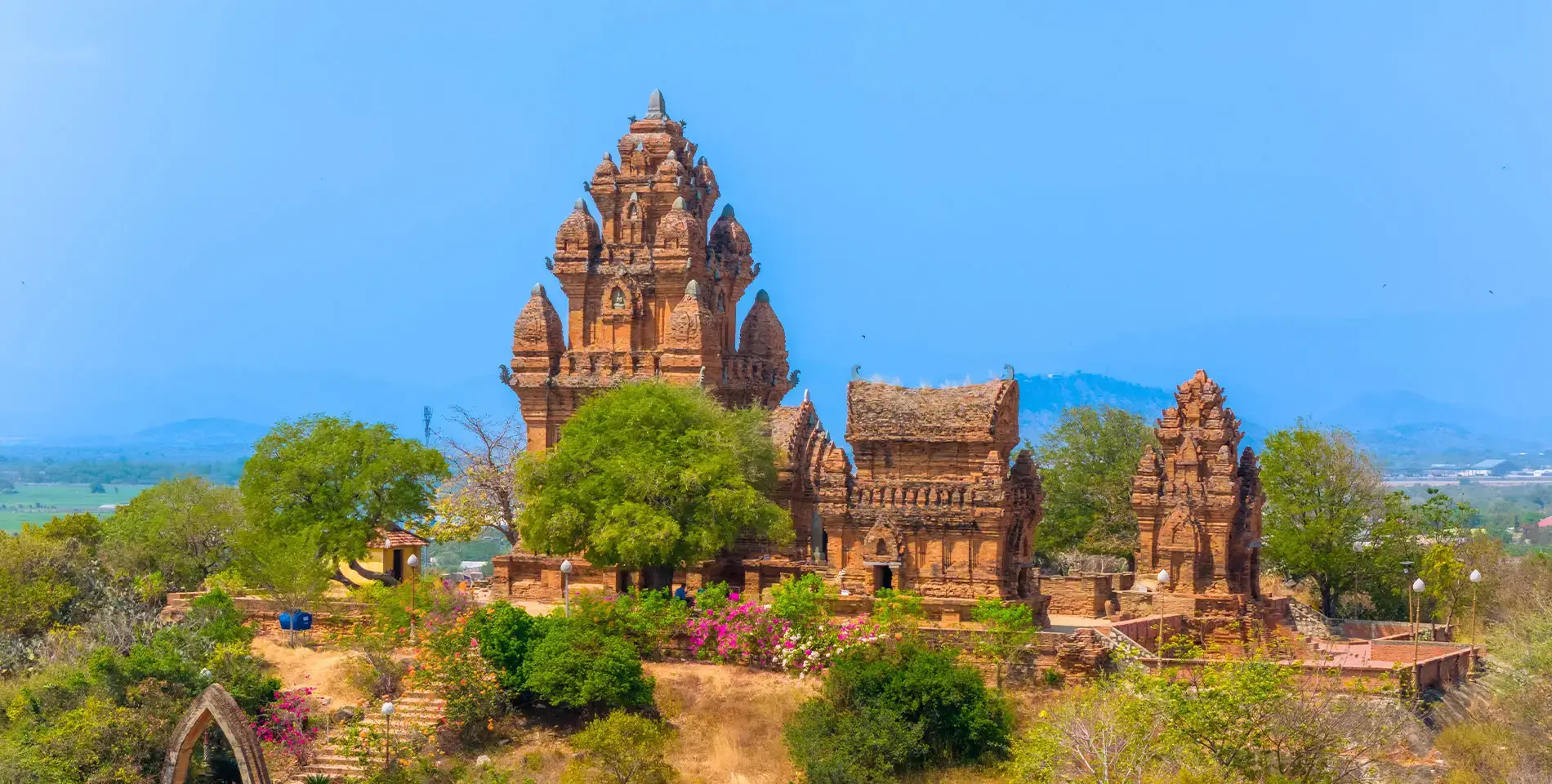 Pandanus Resort Kate Festival Cover