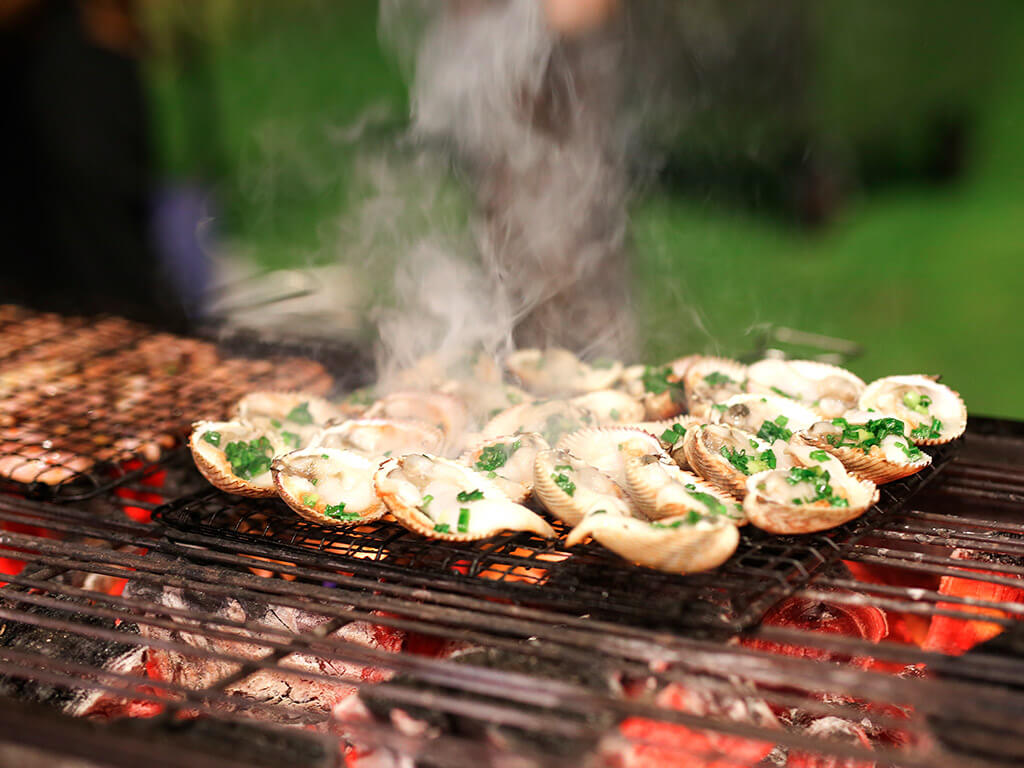 BBQ Seafood Buffet Hương vị Mũi Né