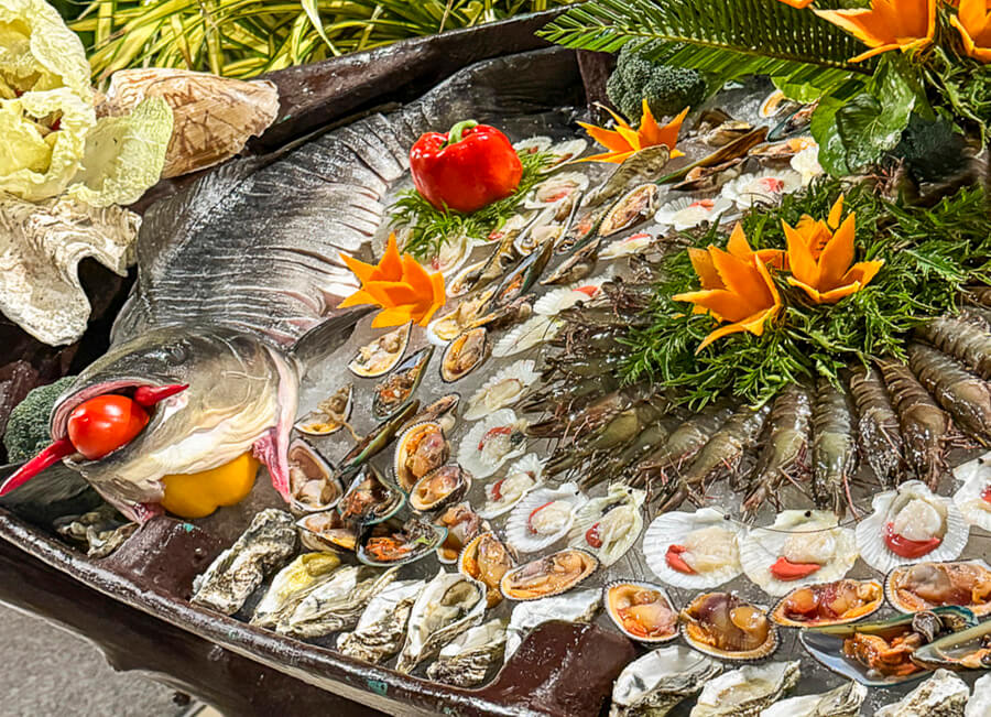Weekly Barbeque Buffet «Taste of Mui Ne» at Pandanus Resort. Make your Saturday nights at Pandanus truly memorable