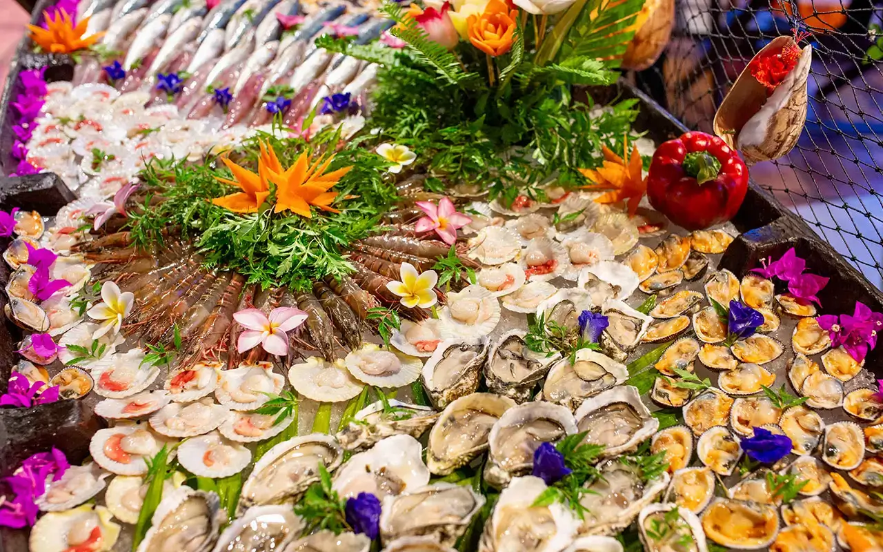 Thưởng thức đại tiệc Buffet BBQ Hải Sản – Chào mừng 80 năm Quốc Khánh Việt Nam. Indulge in a Grand Seafood BBQ Buffet - Celebrating the 80th Anniversary of Vietnam’s National Day