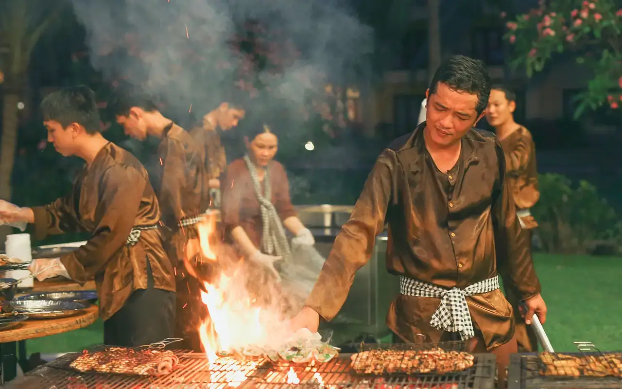 Thưởng thức đại tiệc Buffet BBQ Hải Sản – Chào mừng 80 năm Quốc Khánh Việt Nam. Indulge in a Grand Seafood BBQ Buffet - Celebrating the 80th Anniversary of Vietnam’s National Day