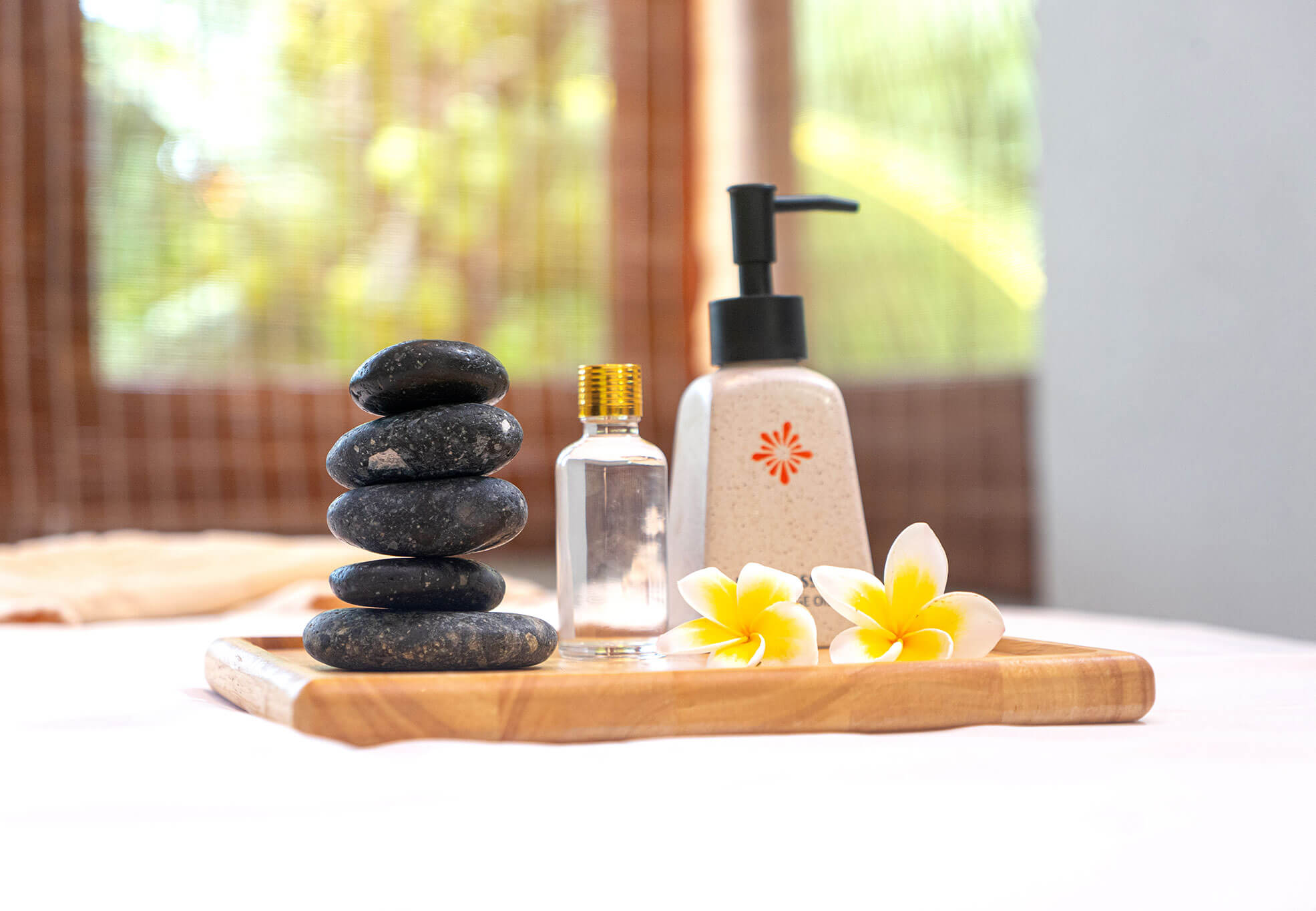 Thư giãn hơn, An yên hơn 1 Pandanus Resort Hibiscus Spa Pandanus Resort, Thư giãn hơn an yên hơn, Relax More Pay Less, Trải nghiệm 85 phút thư giãn với giá 55 phút không đổi, 85 Minutes of Bliss for the price of 55 minutes