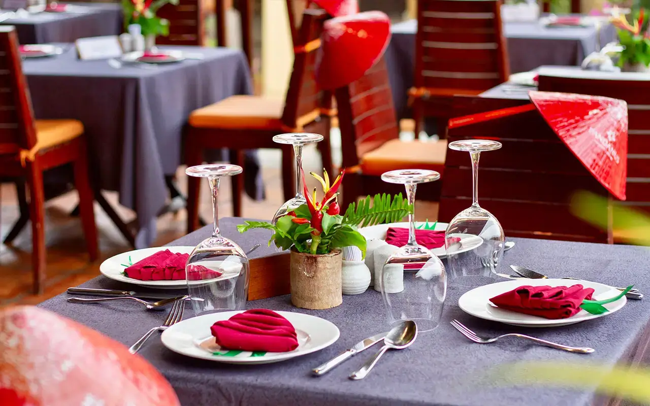 Christmas Eve by the Sea. Đêm Giáng Sinh Miền Biển. Embrace the Magic of the Festive Season by the Sea at Pandanus Resort.