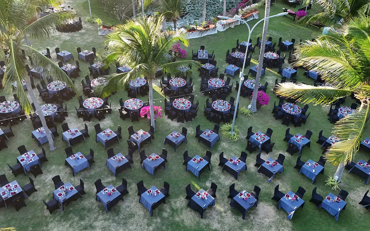 Rộn ràng lễ hội miền biển, Holiday Bliss by the Sea, Hãy đón mùa lễ hội theo cách riêng của Pandanus, Celebrate Christmas by the sea at Pandanus Resort, Celebrate the winter season by the sea with your loved ones