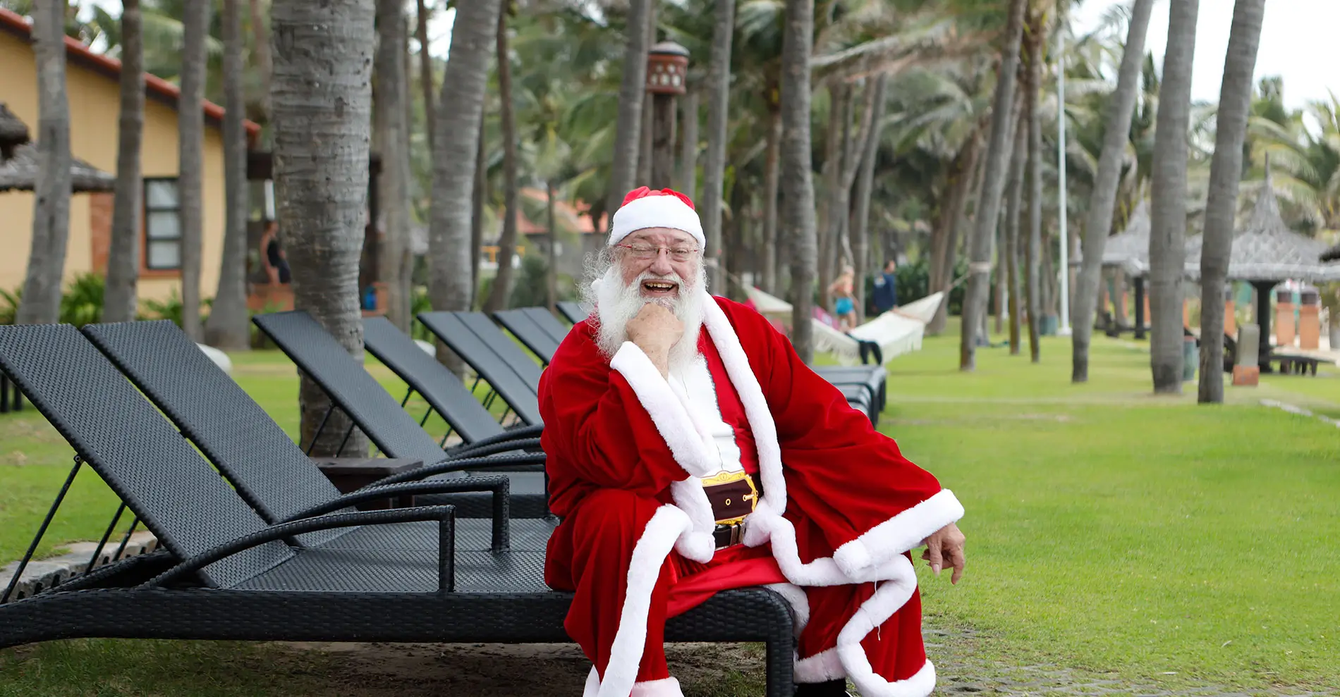 Pandanus Resort Press Centre Santa