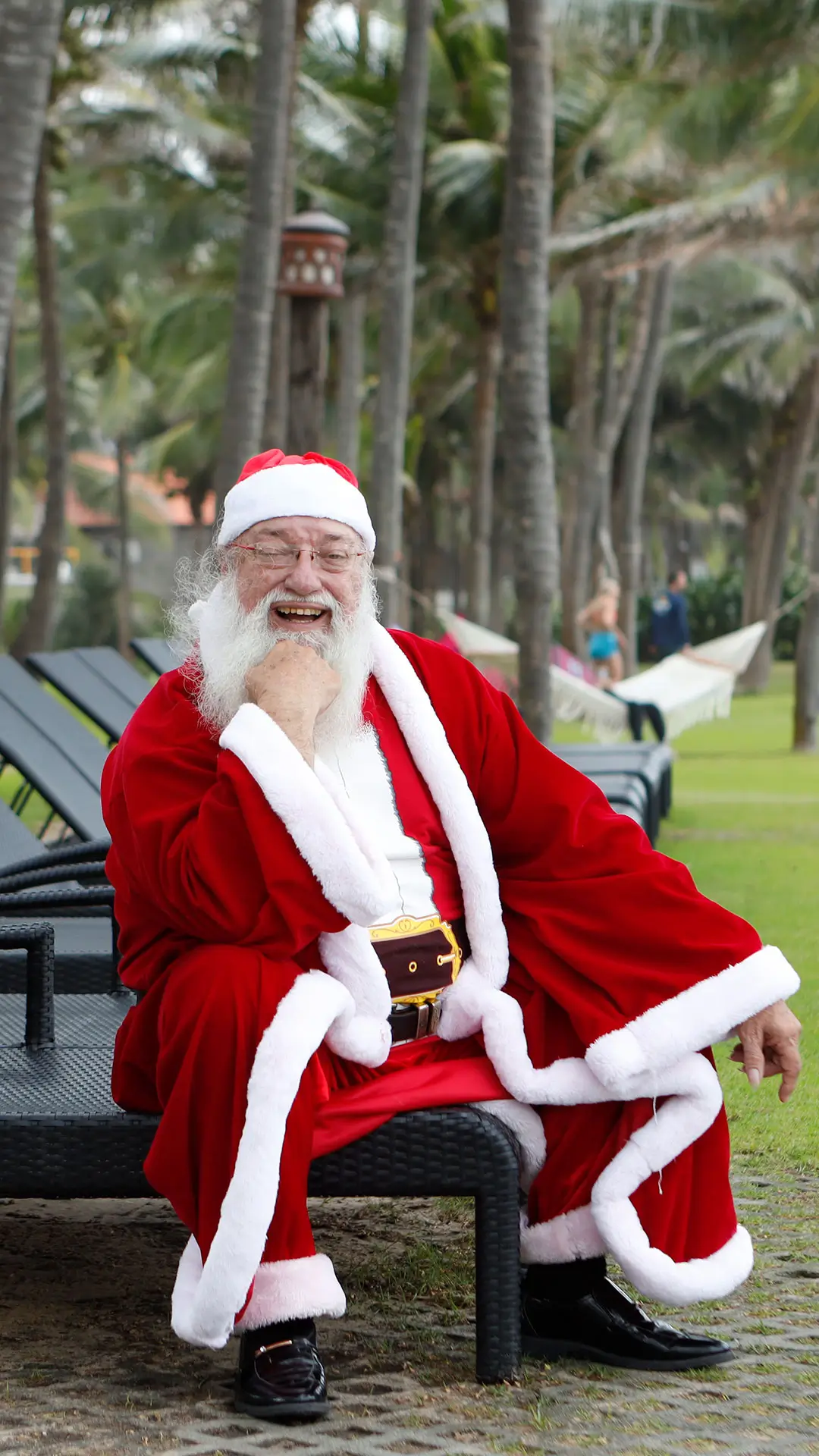 PressCentre Cover Mobile With Santa