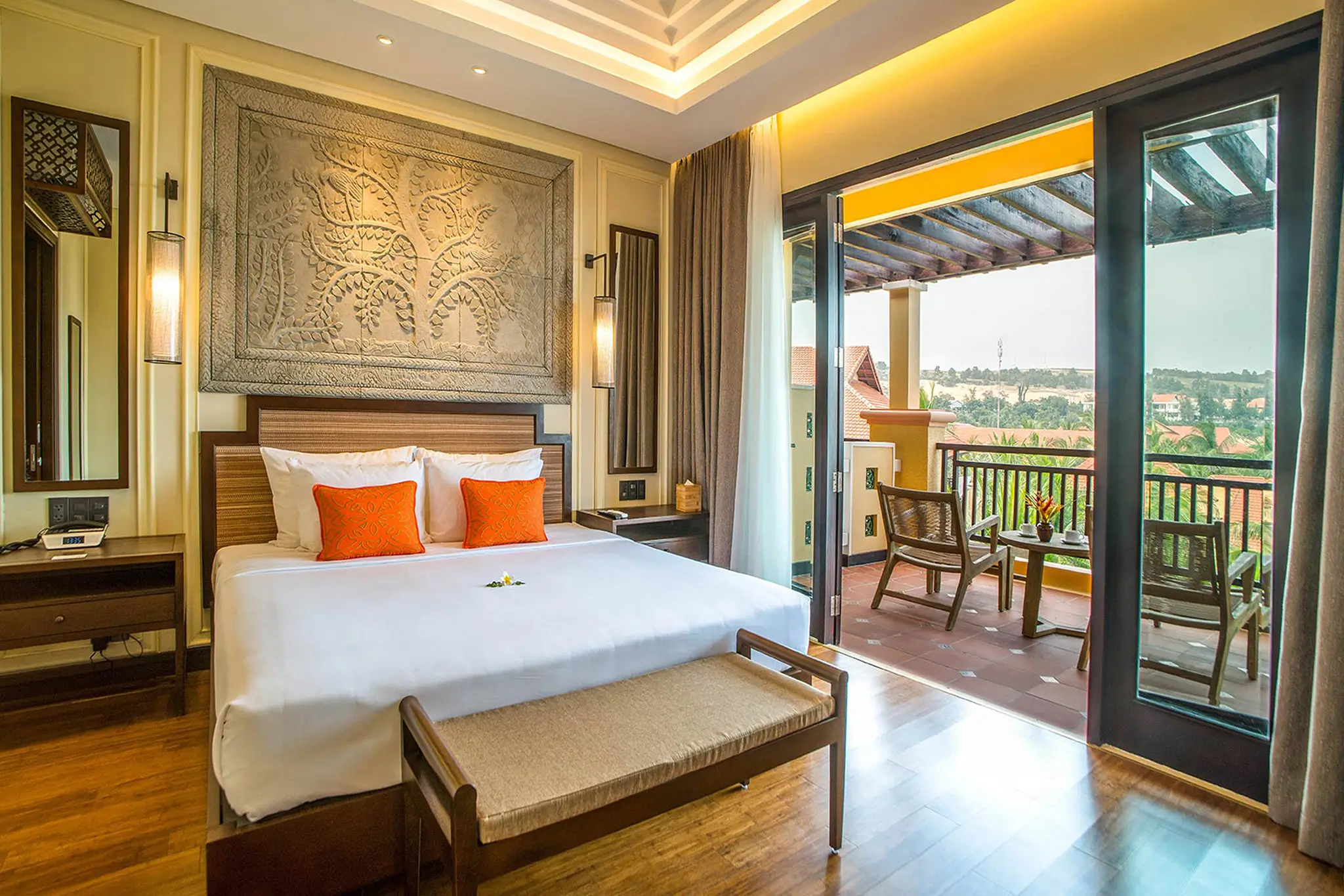 Late Spring Harmonies. The Gift of Time. Món quà tháng Ba. Lưu xuân, thời điểm bắt đầu cho một chương mới. Pandanus Resort