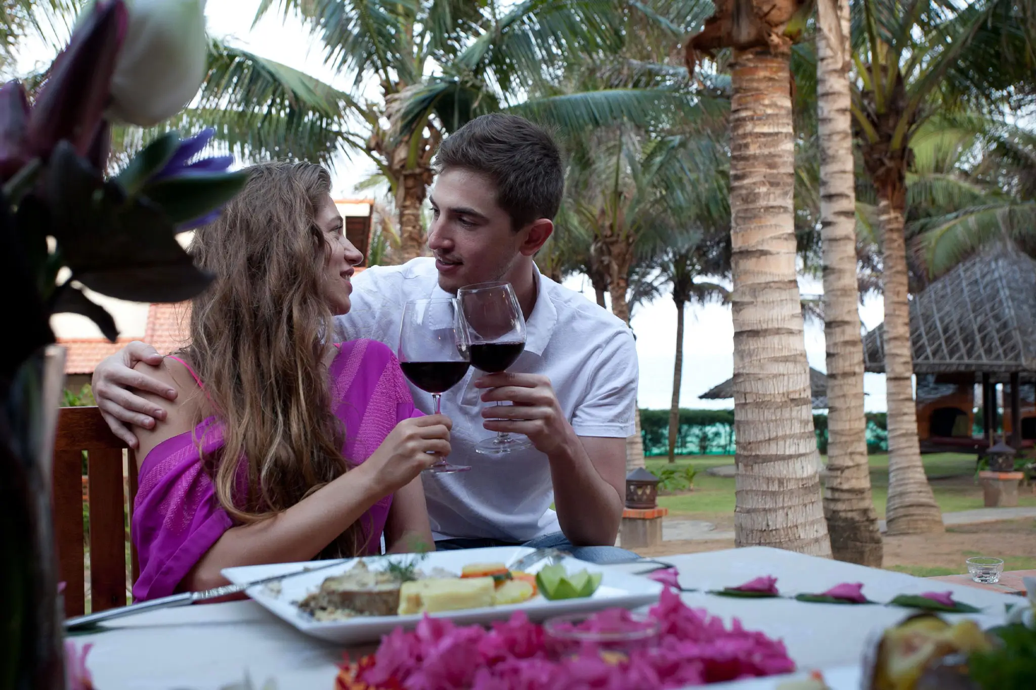 Romantic Dinner Hãy để không khí tình yêu tràn ngập khắp Pandanus Resort.